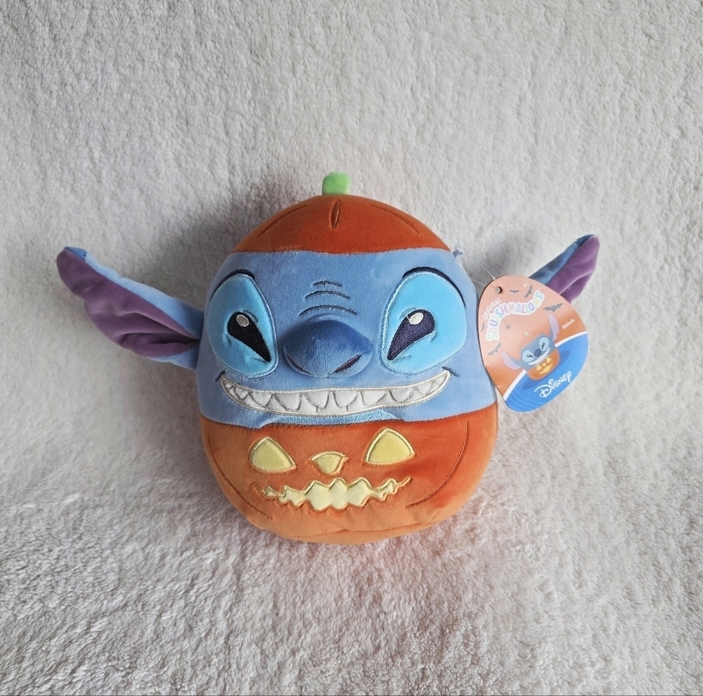 2025 Halloween Squishmallows Disney Stitch dressed as a Pumpkin Jack-O-Latern 8"